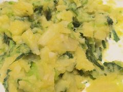 土豆熬小白菜-王村姑老土炕莜面村(桥东店)