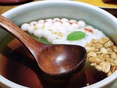 -吃饭皇帝大土家民族菜(正大广场店)