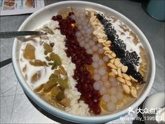 -姚姚酸菜鱼·金戈戈香港豉油鸡(喜荟城联名店)
