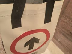 -HOT CRUSH趁热集合·现烤面包(环球港店)