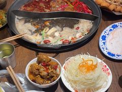 -萍姐火锅·公路夜市(武汉首店)