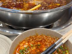 -肖肖酸萝卜鱼火锅(总店)