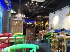 大堂-小小河边鱼(天润城店)