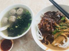 -华威达牛庄(黄埔大道西店)