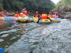 -安吉龙王山峡谷漂流