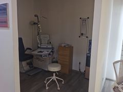 -康利眼镜·蔡司战略合作店(龙泉书房店)