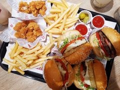 -The Habit Burger Grill 哈比特汉堡(爱琴海店)