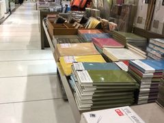 -诚品(信义店)