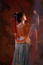 -汉仪华裳汉服馆(打浦桥店)