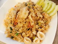-两兄弟Song Pee Nong(2号店)