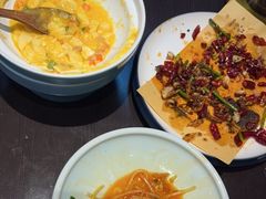 -川流不息·地道川菜·小龙虾(松东路店)