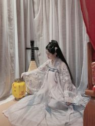 -汉仪华裳汉服馆(打浦桥店)