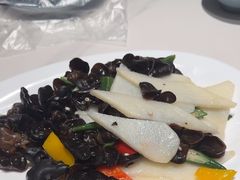 -老周家酱卤猪蹄私房菜(克拉玛依西街店)
