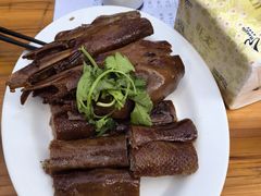 -乌文新澄海卤鹅店