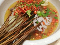 -嘉州叶婆婆钵钵鸡(建设路店)