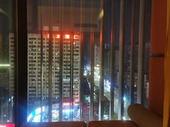 -珠海拱北口岸希尔顿欢朋酒店