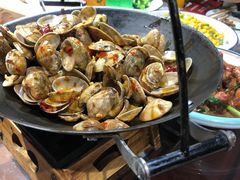-东来菜馆•手抓海鲜家常菜•海鲜锅贴(鸽子窝店)