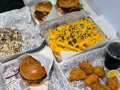 -TRIPS BURGER(大钟寺店)