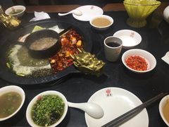 -重庆德庄火锅(体育中心店)