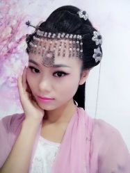 -盘子女人坊生日照·摄影馆(华强店)