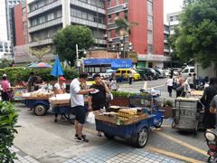 -荔秀服饰文化街区