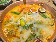 -洱火云南酸菜牛肉火锅(石景山当代商城店)