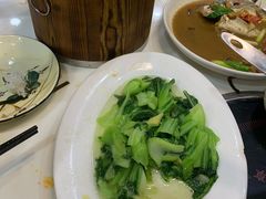 -鑫悦楼煎蟹·16年海鲜大排档