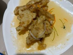 -老码头黑皮肘子锅包肉(赣水路店)