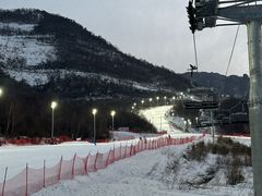 -鳌山滑雪度假区