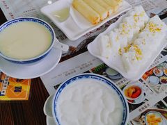 -周大娘牛乳(旧寨古村总店)