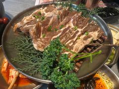 -草家酱蟹炭火烤肉店(珲春南路一店)