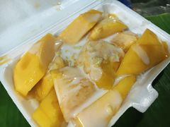 -芒果糯米饭摊子