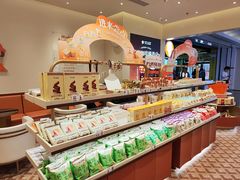 -沪上阿姨·臻选茶饮(上海环球港店)