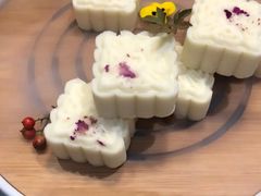 -荷风细雨·中国茶宴(碧云店)