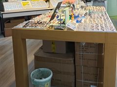 -天空之镜眼镜店蔡司依视路配镜授权零售店(望京颐堤港店)