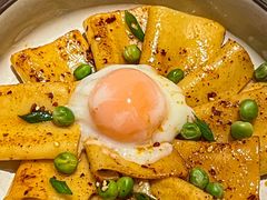 -Mogul Eatery·大亨餐酒馆