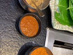 -臻牛烤肉
