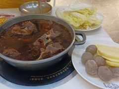 -运气牛自助酱大骨火锅(南京东路店)