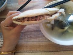 -老潼关港口肉夹馍(秦东店)