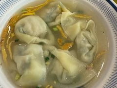 荠菜虾仁大馄饨-王家沙点心店(南京西路总店)