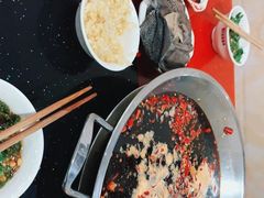 现划鳝鱼-储奇门鳝鱼火锅(总店)