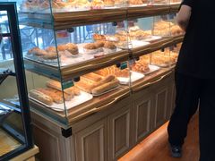 面包甜点陈列柜-新侨三宝乐面包店(崇文门店)