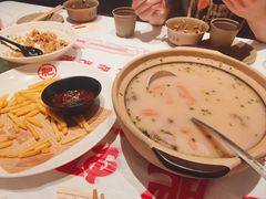 -肥肥虾庄·金牌油焖大虾(汉口城市广场店)
