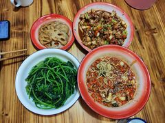 -老三样·美食研究中心(世贸路店)