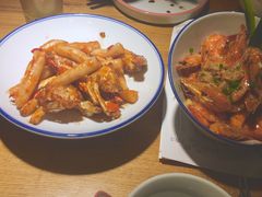 梭子蟹炒年糕-弄堂里(雨花客厅店)