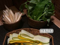 -三出山火锅(南京万象天地店)