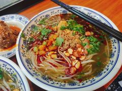 酸辣粉-爆炸头阿姨小四川正宗川味小吃(无任何分店)