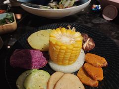 -雾山韩式烤肉·海南糟粕&椰子鸡火锅·海景餐厅(三亚绿发山海天JW万豪酒店)