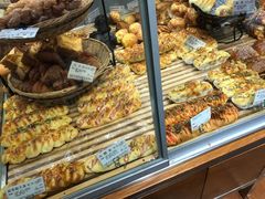 -苹果花园(龙漕路店)