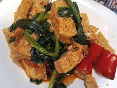 菠菜面筋-新疆伊宁远征餐厅